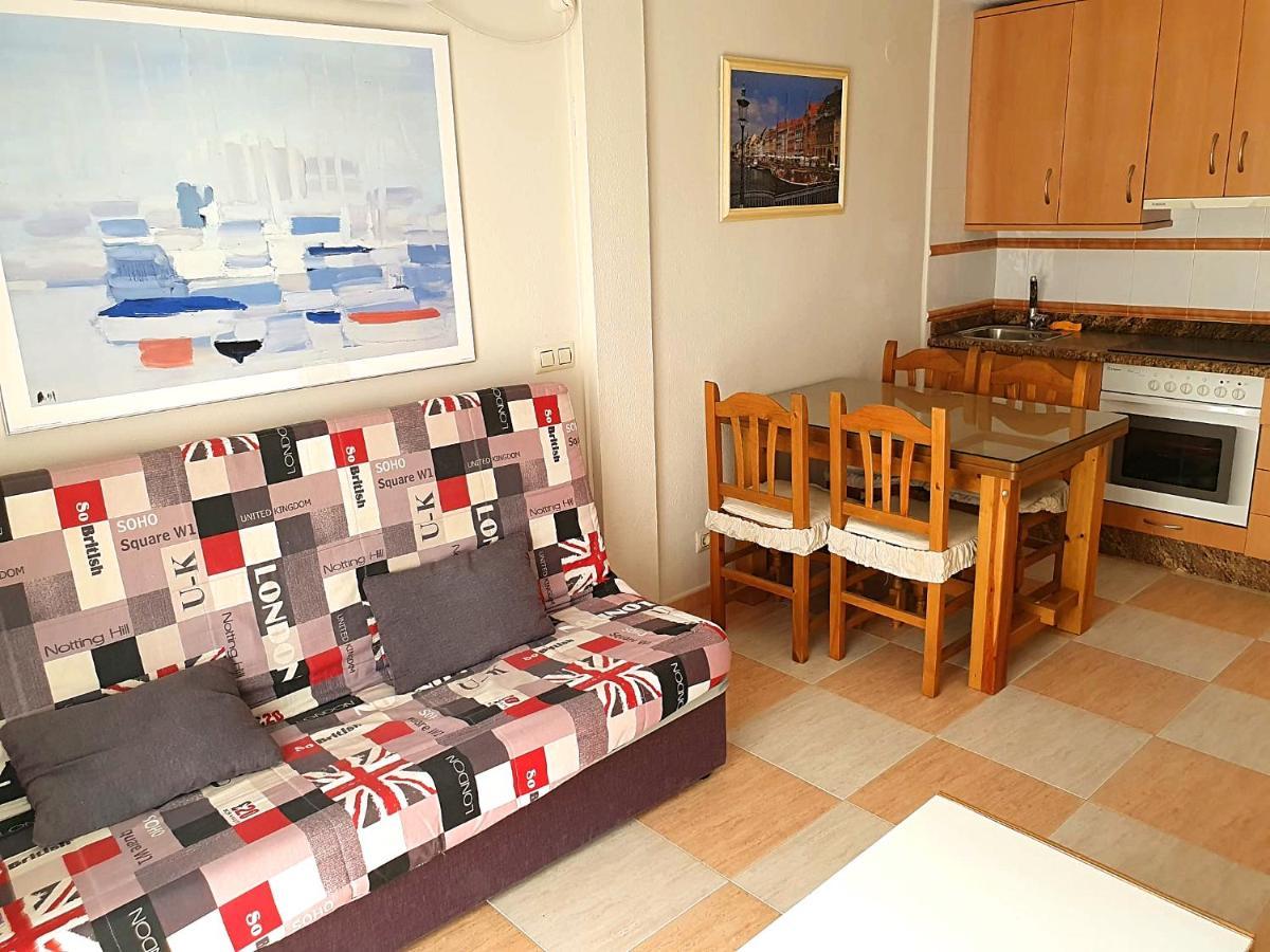 Apartamento Un Dormitorio En Benidorm Esterno foto