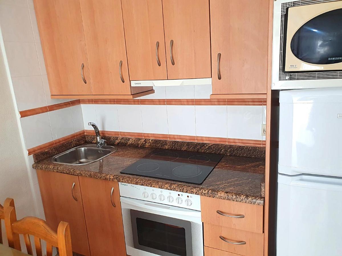 Apartamento Un Dormitorio En Benidorm Esterno foto